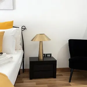 barcaccia-luxury-suites.it-romehotels.com/